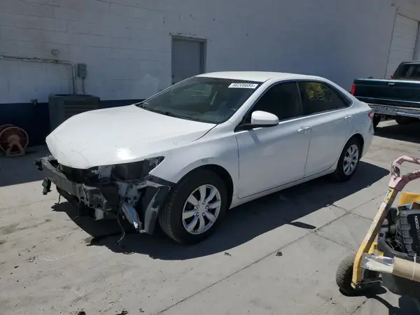 4T1BF1FK4HU398240 2017 TOYOTA CAMRY - Image 1