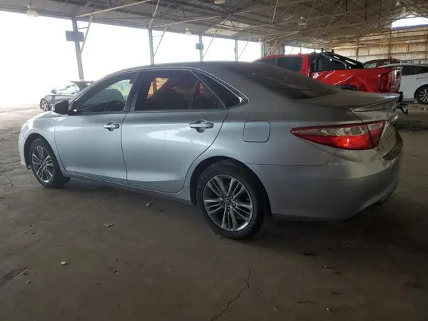 4T1BF1FK4HU400049 2017 TOYOTA CAMRY - Image 2