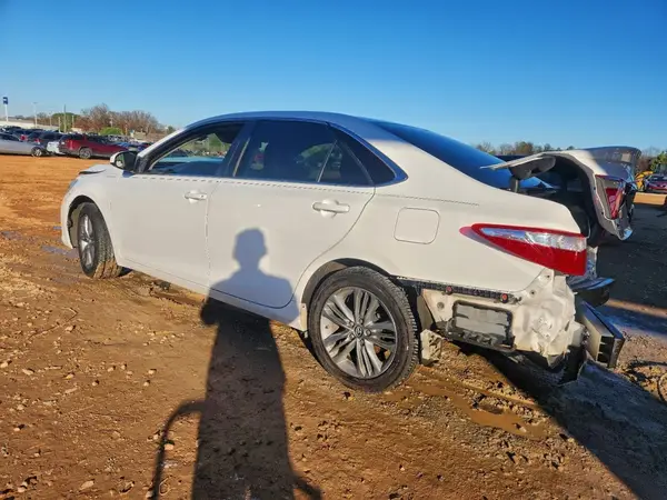 4T1BF1FK4HU400911 2017 TOYOTA CAMRY - Image 2
