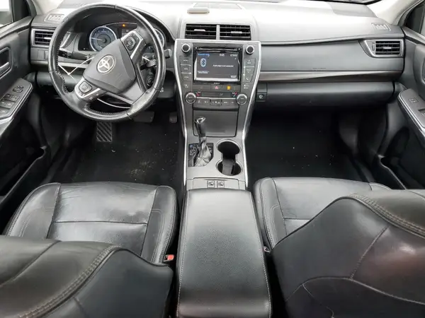 4T1BF1FK4HU401685 2017 TOYOTA CAMRY - Image 8