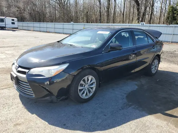 4T1BF1FK4HU404814 2017 TOYOTA CAMRY - Image 1