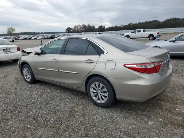 4T1BF1FK4HU407938 2017 TOYOTA CAMRY - Image 2