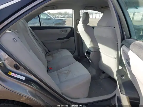 4T1BF1FK4HU409169 2017 TOYOTA CAMRY - Image 8