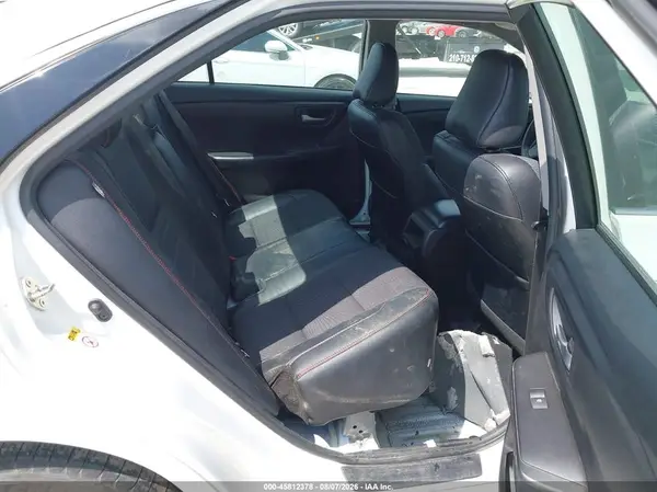4T1BF1FK4HU413383 2017 TOYOTA CAMRY - Image 8