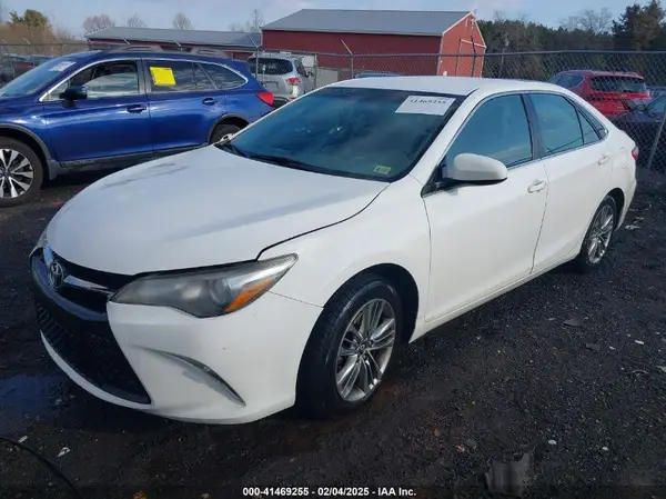 4T1BF1FK4HU415893 2017 TOYOTA CAMRY - Image 2