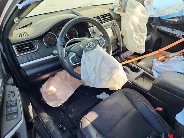4T1BF1FK4HU421273 2017 TOYOTA CAMRY - Image 8