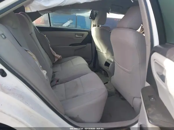 4T1BF1FK4HU421533 2017 TOYOTA CAMRY - Image 8