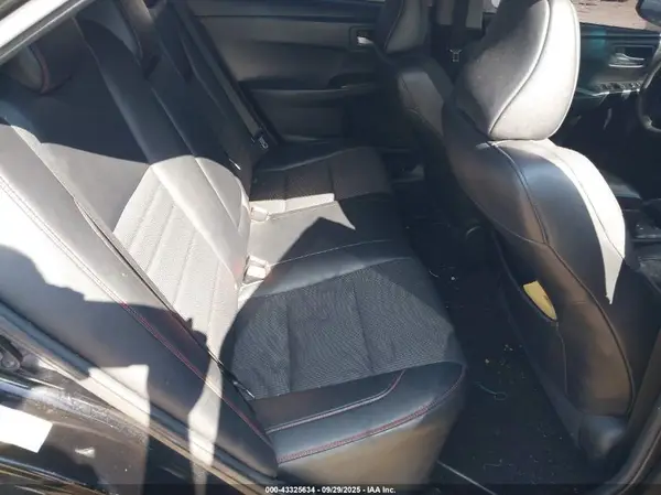 4T1BF1FK4HU422357 2017 TOYOTA CAMRY - Image 8