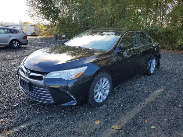 4T1BF1FK4HU422634 2017 TOYOTA CAMRY - Image 1