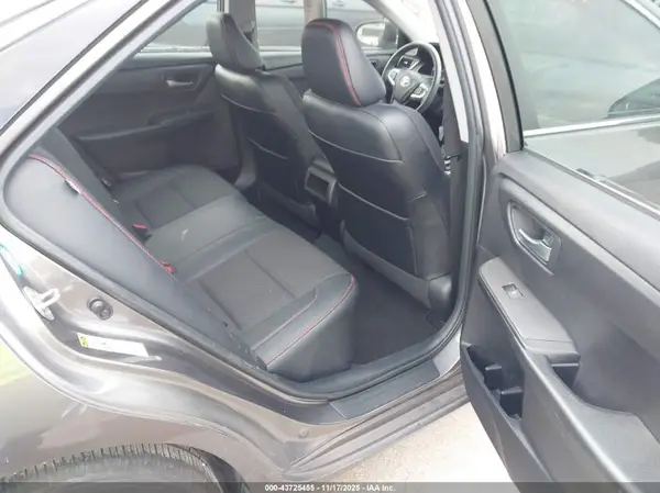 4T1BF1FK4HU426392 2017 TOYOTA CAMRY - Image 8