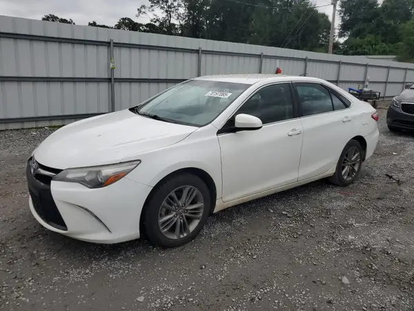 4T1BF1FK4HU429972 2017 TOYOTA CAMRY - Image 1
