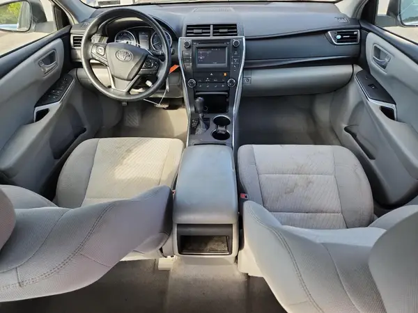 4T1BF1FK4HU431155 2017 TOYOTA CAMRY - Image 8