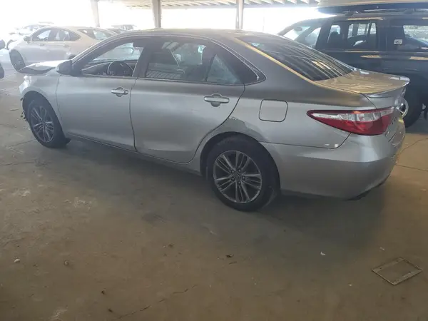 4T1BF1FK4HU434427 2017 TOYOTA CAMRY - Image 2