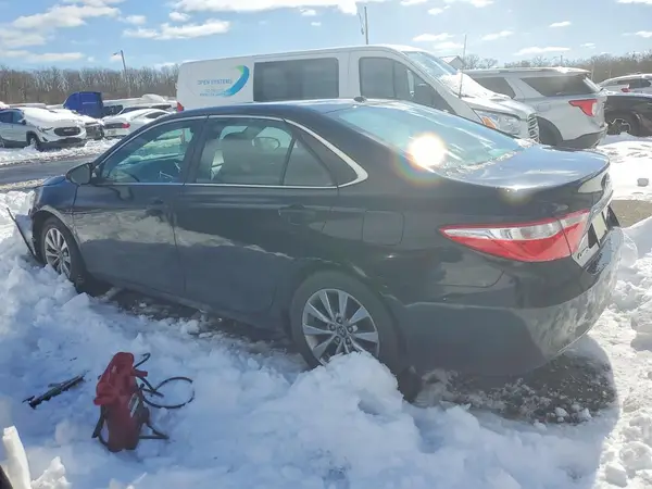 4T1BF1FK4HU435951 2017 TOYOTA CAMRY - Image 2
