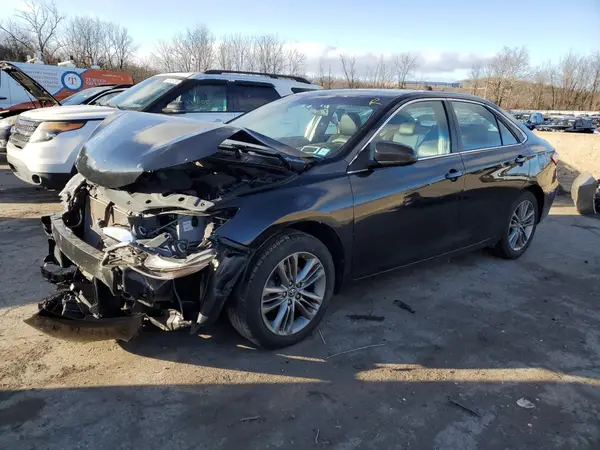 4T1BF1FK4HU439871 2017 TOYOTA CAMRY - Image 1