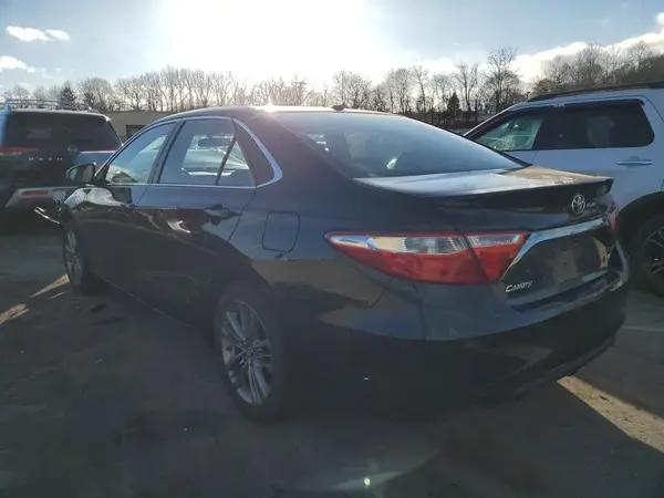 4T1BF1FK4HU439871 2017 TOYOTA CAMRY - Image 2