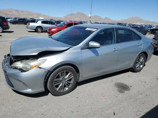4T1BF1FK4HU441345 2017 TOYOTA CAMRY - Image 1