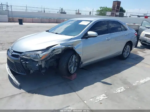 4T1BF1FK4HU444309 2017 TOYOTA CAMRY - Image 2