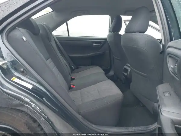 4T1BF1FK4HU445332 2017 TOYOTA CAMRY - Image 8