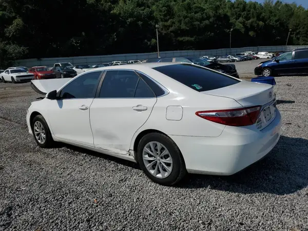 4T1BF1FK4HU453916 2017 TOYOTA CAMRY - Image 2