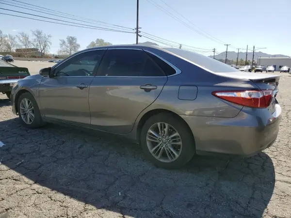 4T1BF1FK4HU454404 2017 TOYOTA CAMRY - Image 2