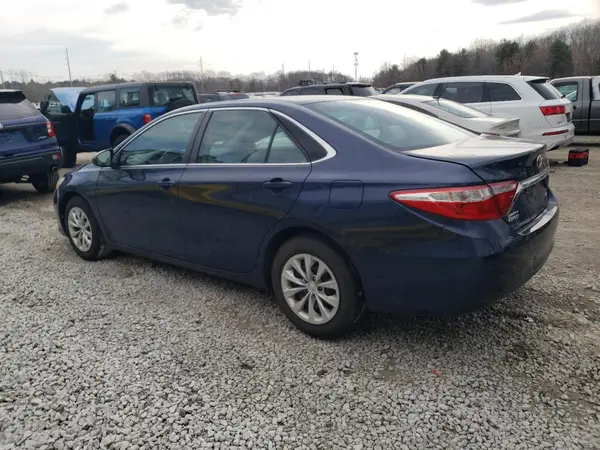 4T1BF1FK4HU616032 2017 TOYOTA CAMRY - Image 2