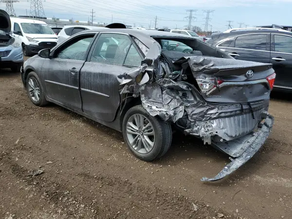 4T1BF1FK4HU618511 2017 TOYOTA CAMRY - Image 2