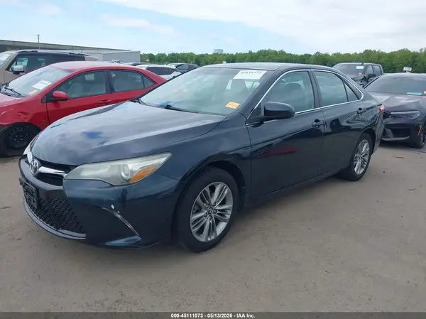 4T1BF1FK4HU620873 2017 TOYOTA CAMRY - Image 2