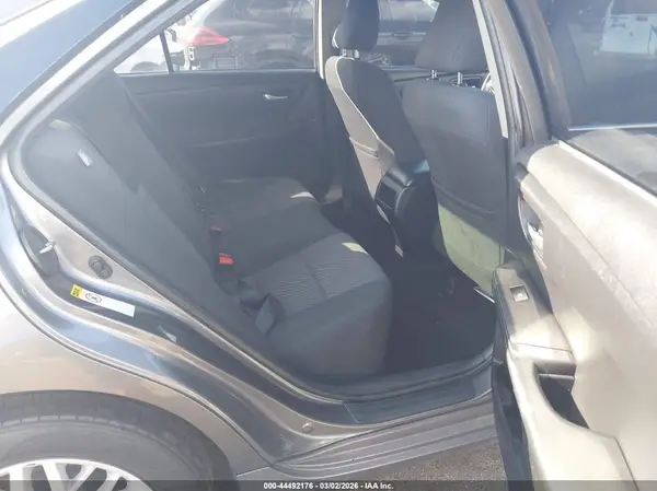 4T1BF1FK4HU623076 2017 TOYOTA CAMRY - Image 8