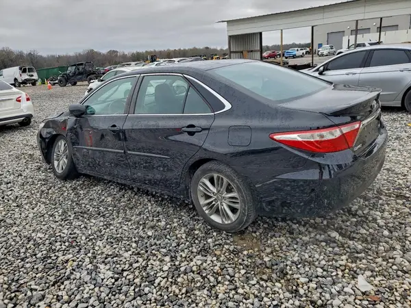 4T1BF1FK4HU629783 2017 TOYOTA CAMRY - Image 2
