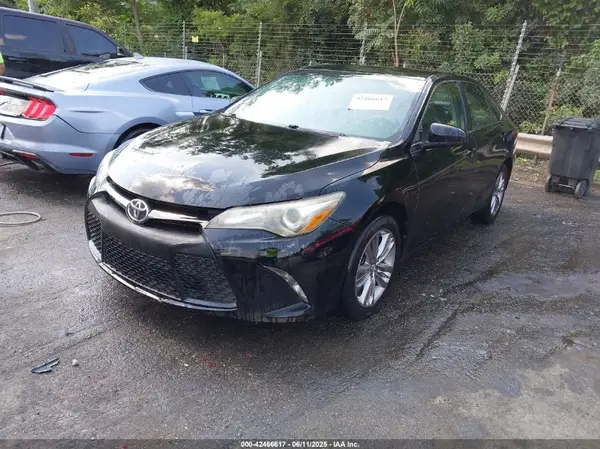 4T1BF1FK4HU631209 2017 TOYOTA CAMRY - Image 2