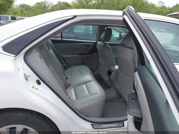 4T1BF1FK4HU641531 2017 TOYOTA CAMRY - Image 8