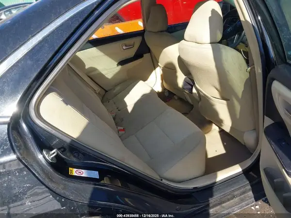 4T1BF1FK4HU641724 2017 TOYOTA CAMRY - Image 8