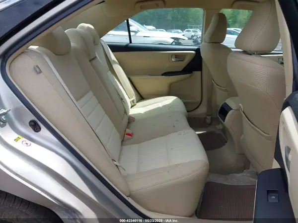 4T1BF1FK4HU642775 2017 TOYOTA CAMRY - Image 8