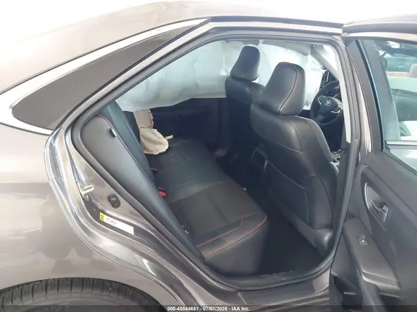 4T1BF1FK4HU646096 2017 TOYOTA CAMRY - Image 8