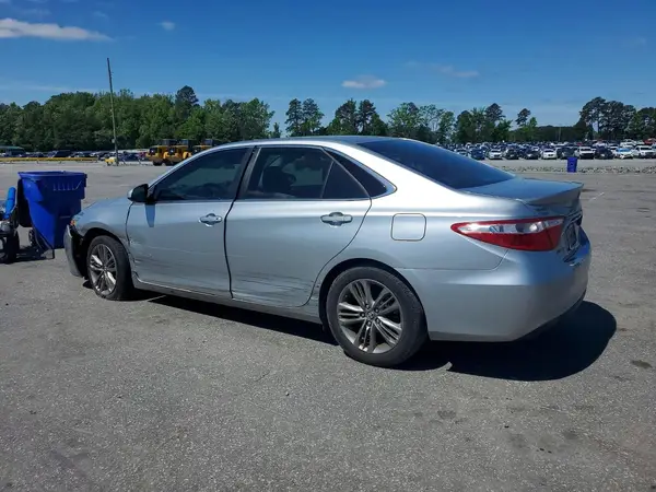 4T1BF1FK4HU646504 2017 TOYOTA CAMRY - Image 2