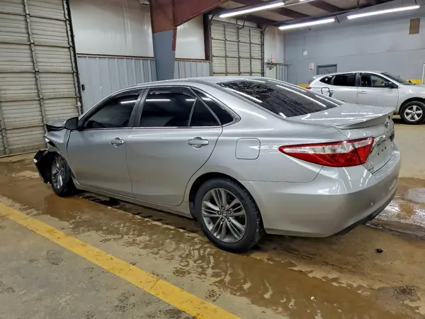 4T1BF1FK4HU649774 2017 TOYOTA CAMRY - Image 2