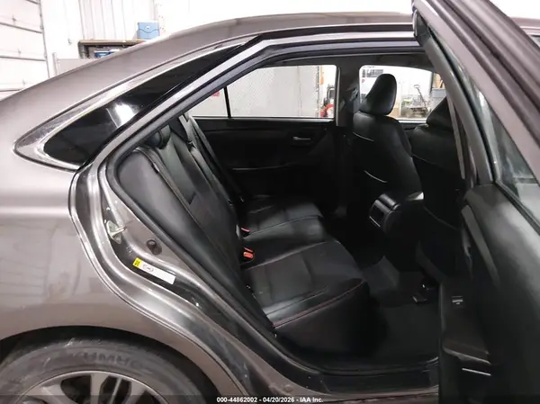 4T1BF1FK4HU651878 2017 TOYOTA CAMRY - Image 8