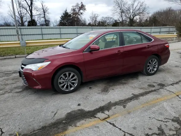 4T1BF1FK4HU652397 2017 TOYOTA CAMRY - Image 1