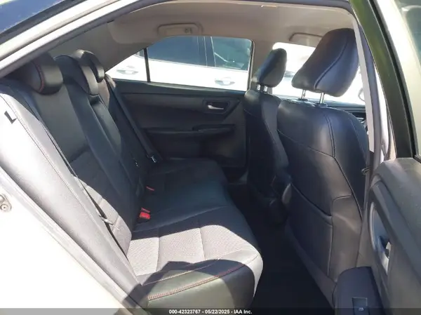 4T1BF1FK4HU652741 2017 TOYOTA CAMRY - Image 8