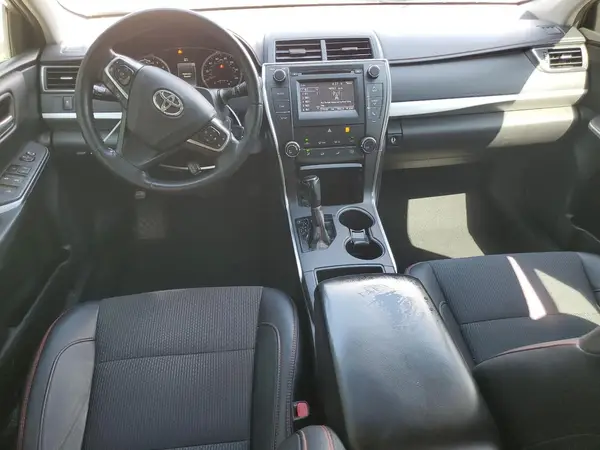 4T1BF1FK4HU653646 2017 TOYOTA CAMRY - Image 8