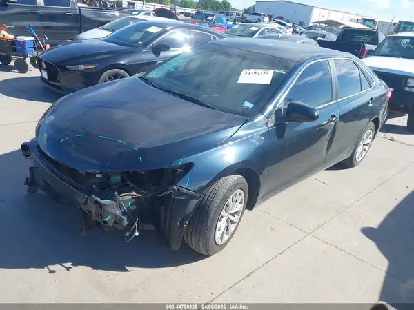 4T1BF1FK4HU654473 2017 TOYOTA CAMRY - Image 2