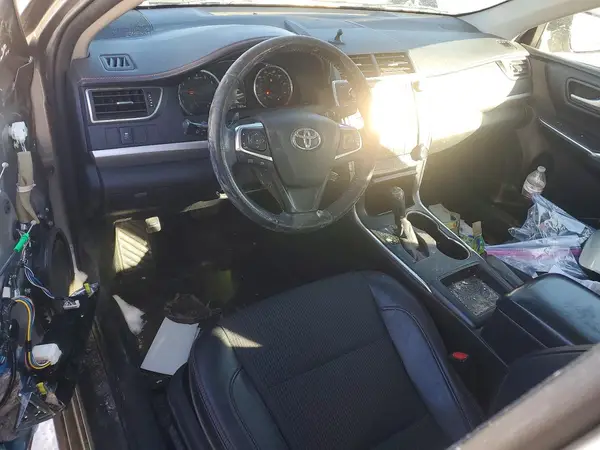 4T1BF1FK4HU657681 2017 TOYOTA CAMRY - Image 8