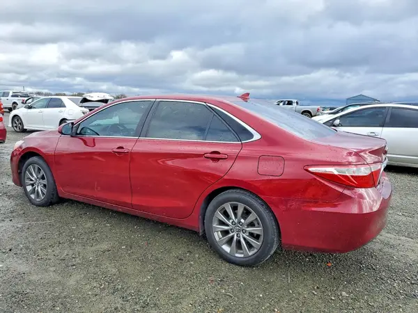 4T1BF1FK4HU662170 2017 TOYOTA CAMRY - Image 2