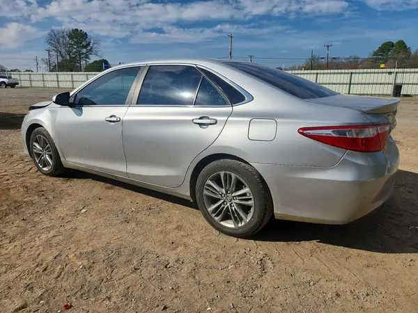 4T1BF1FK4HU666381 2017 TOYOTA CAMRY - Image 2