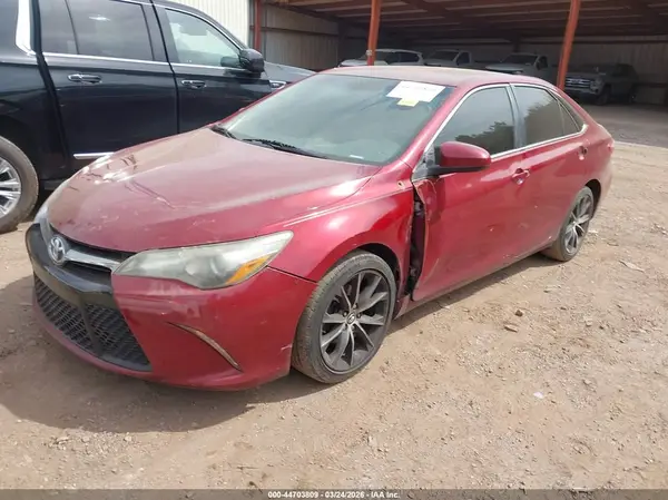 4T1BF1FK4HU667370 2017 TOYOTA CAMRY - Image 2