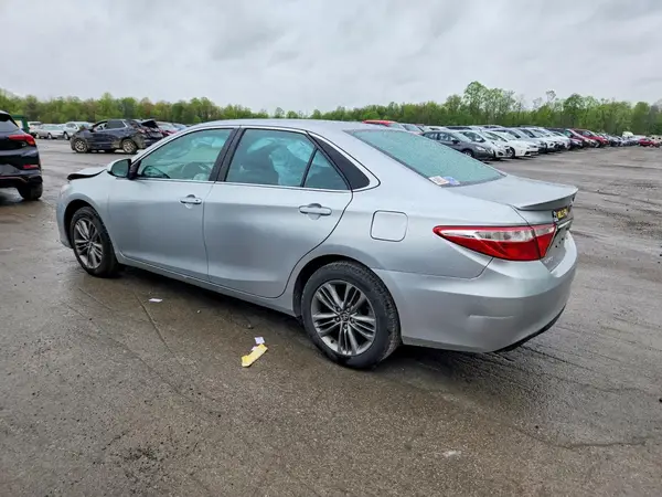 4T1BF1FK4HU670821 2017 TOYOTA CAMRY - Image 2