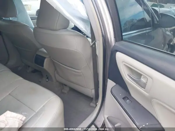 4T1BF1FK4HU673170 2017 TOYOTA CAMRY - Image 8