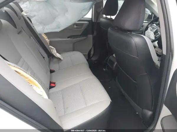 4T1BF1FK4HU674836 2017 TOYOTA CAMRY - Image 8