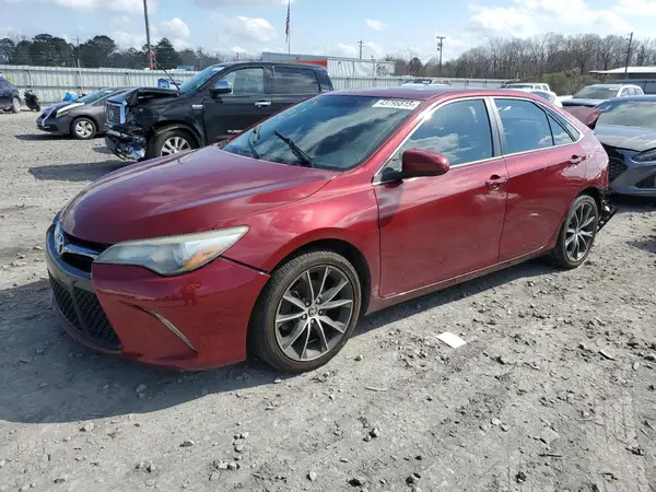 4T1BF1FK4HU676036 2017 TOYOTA CAMRY - Image 1